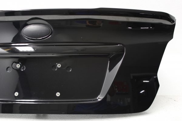 2015-2021 SUBARU WRX & STI LIMITED WINGLESS TRUNK LID BLACK OEM - Image 4