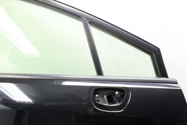 2015-2021 SUBARU WRX & STI FRONT RH DOOR ASSEMBLY BLACK PASSENGER SIDE OEM - Image 5