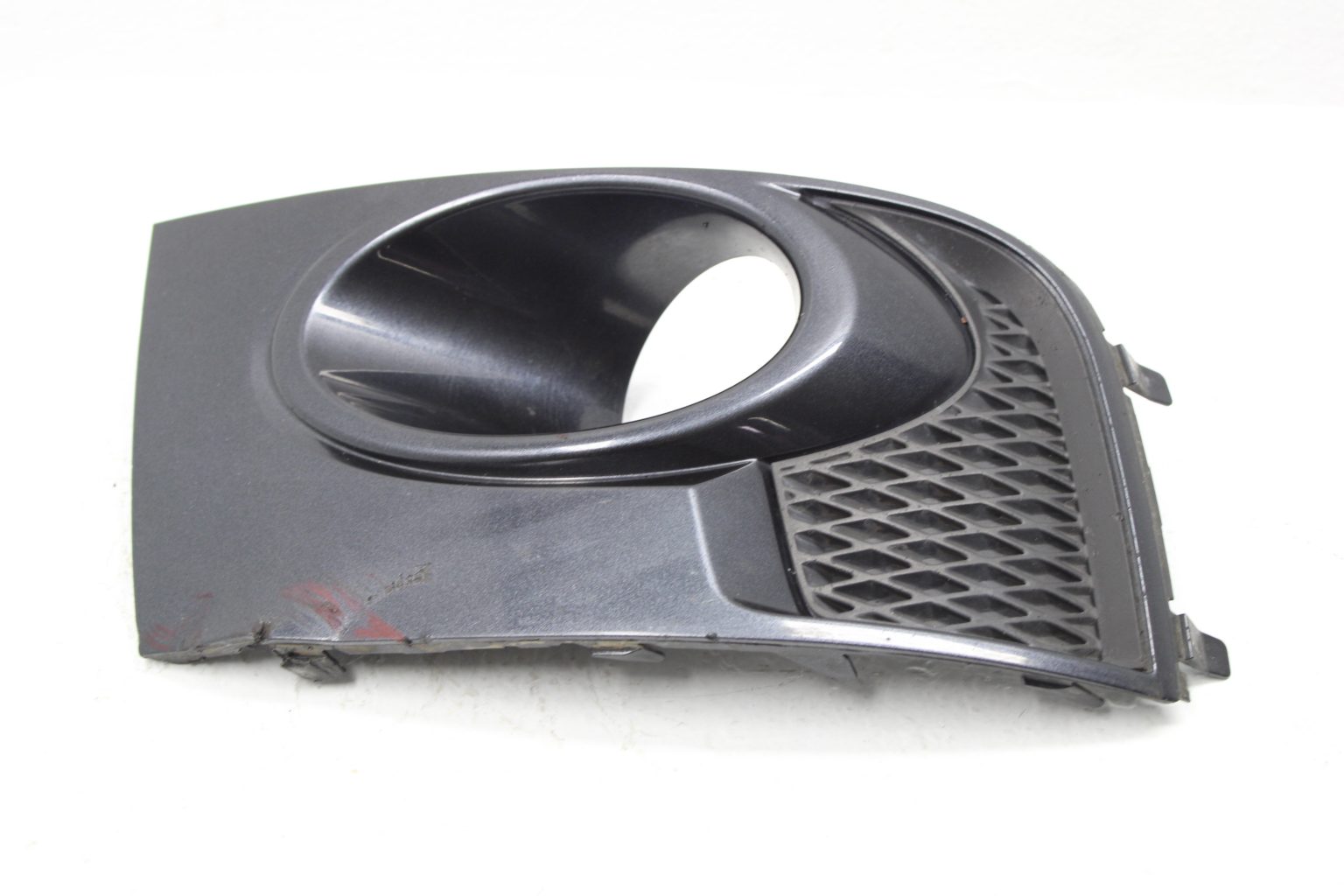 20112014 SUBARU WRX & STI RH FOG LIGHT BEZEL TRIM COVER PASSENGER SIDE