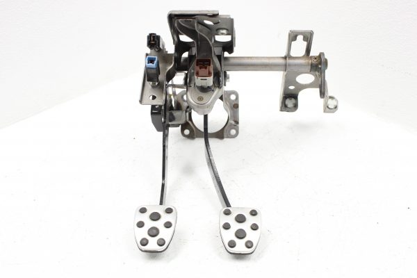 2008-2014 SUBARU WRX & STI CLUTCH PEDAL BRAKE PEDALS ASSEMBLY M/T OEM