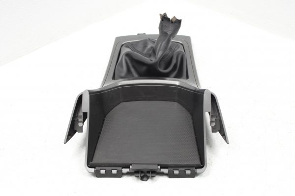 2008-2014 SUBARU IMPREZA WRX SHIFTER TRIM 5 SPEED MANUAL W/ BOOT OEM - Image 3