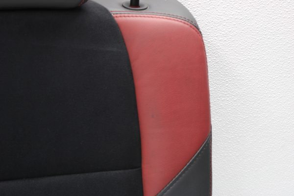 2018 SUBARU WRX STI TYPE RA REAR SEATS UPPER LOWER ALCANTARA/LEATHER BLACK & RED - Image 7