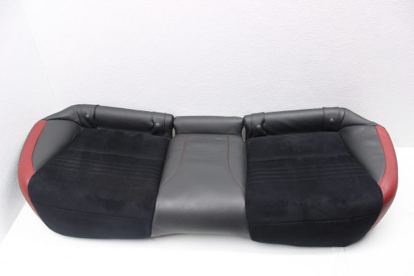 2018 SUBARU WRX STI TYPE RA REAR SEATS UPPER LOWER ALCANTARA/LEATHER BLACK & RED - Image 9