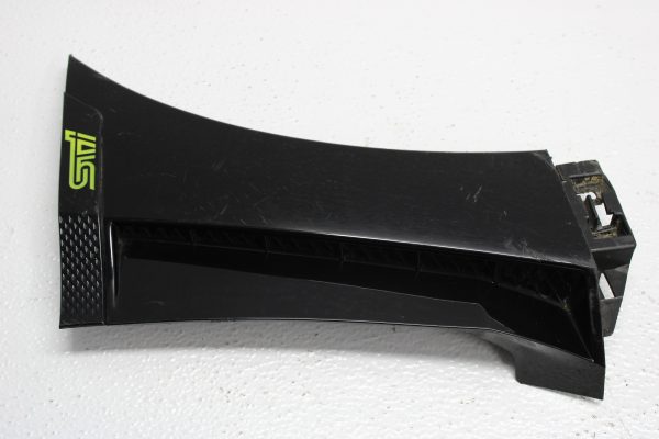 2015-2021 SUBARU WRX & STI RH FENDER GARNISH TRIM PASSENGER SIDE BLACK - Image 4
