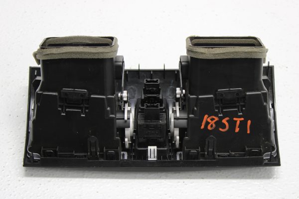2015-2021 SUBARU WRX & STI CENTER DASH A/C VENT & HAZARD SWITCH OEM - Image 3
