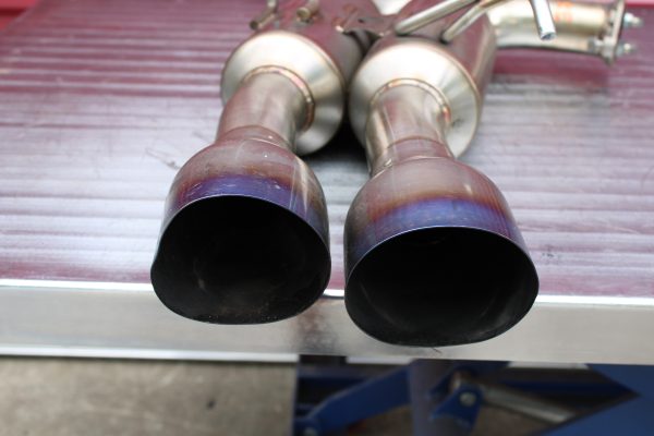 2015-2021 SUBARU WRX & STI INVIDIA R400 GEMINI CAT BACK EXHAUST W/ TITANIUM TIPS - Image 6