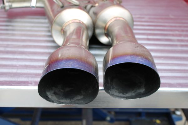 2015-2021 SUBARU WRX & STI INVIDIA R400 GEMINI CAT BACK EXHAUST W/ TITANIUM TIPS - Image 8