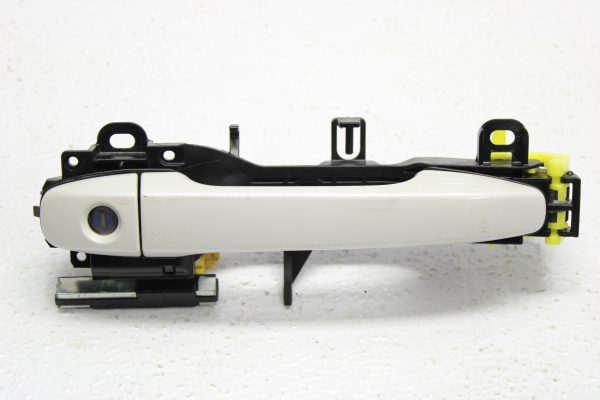 2015-2021 SUBARU WRX & STI FRONT EXTERIOR LH DRIVER SIDE DOOR HANDLE WHITE OEM - Image 2