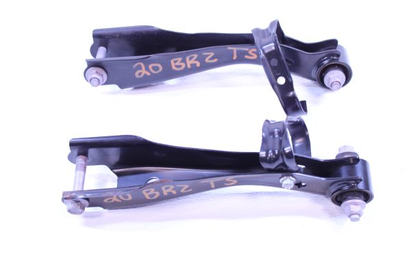 2020 SUBARU BRZ TS REAR LOWER TRAILING CONTROL ARM SET OEM 20250AJ000 20250AJ070 - Image 2