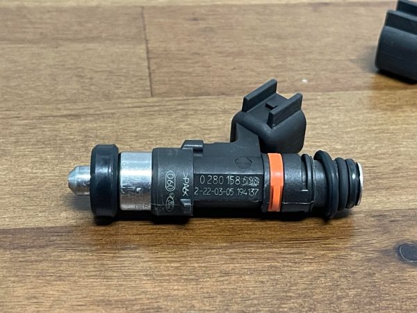02-14 SUBARU WRX & 07-21 STI DW 1000CC TOP FEED INJECTORS W/ PLUG & PLAY CONNECTORS 9K MILES - Image 4