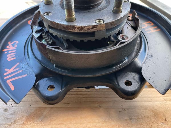 2005-2007 SUBARU WRX STI REAR HUBS KNUCKLES SPINDLES 5X114 OEM LH/RH 71K MILES - Image 6