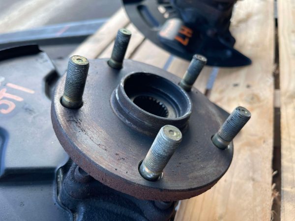 2005-2007 SUBARU WRX STI FRONT HUBS KNUCKLES SPINDLES 5X114 OEM LH/RH 71K MILES - Image 4