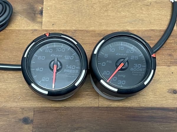 DEFI RED RACER 52MM 1-30 PSI BOOST & 0-140 PSI OIL PRESSURE GAUGE DF06602 DF06502