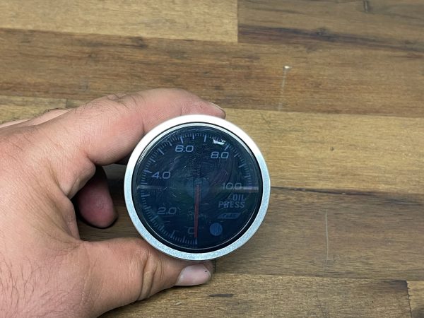 60MM UNIVERSAL OIL PRESSURE GAUGE 0-100 PSI W/ PEAK WARNING