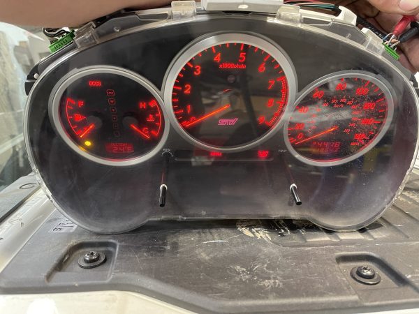 04 2004 SUBARU WRX STI INSTRUMENT GAUGE CLUSTER SPEEDOMETER 118K MILES USDM - Image 4