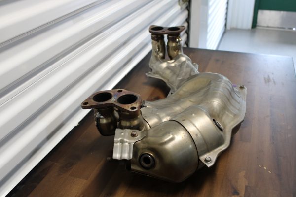 2020 SUBARU BRZ TS EXHAUST MANIFOLD HEADERS 39K MILES FCA50 OEM 44620AE350 - Image 2