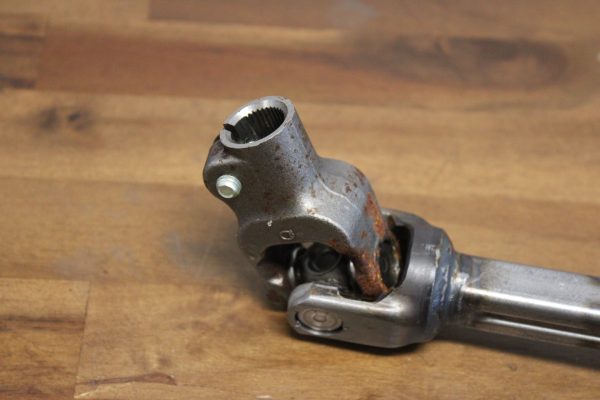 2020 SUBARU BRZ TS STEERING COLUMN LINKAGE UNIVERSAL JOINT 39K OEM 34170CA011 - Image 3