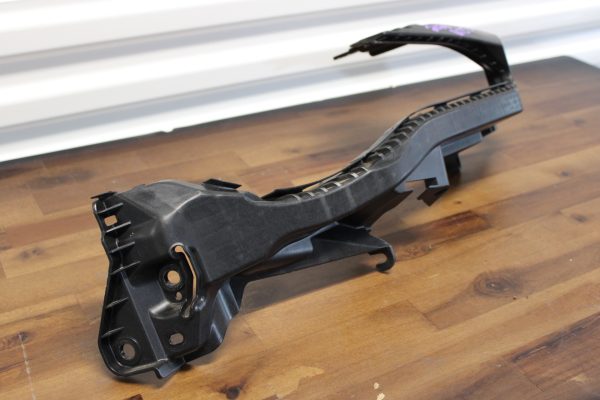 2020 SUBARU BRZ TS RH BUMPER HEADLIGHT BRACKET SUPPORT PASSENGER SIDE 57707CA181 - Image 3