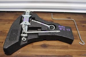 2020 SUBARU BRZ TS EMERGENCY SPARE TIRE JACK & TOOL KIT OEM