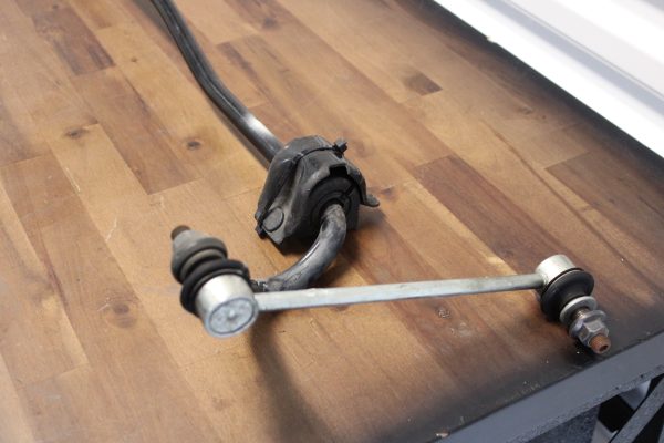2020 SUBARU BRZ TS FRONT STABILIZER ANTI ROLL SWAY BAR W/ ENDLINKS 39K MILES OEM - Image 3