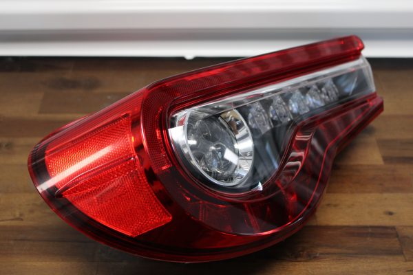 2020 SUBARU BRZ TS LH TAILLIGHT TAIL LAMP DRIVER SIDE 39K MILES OEM 84912CA190 - Image 2
