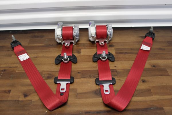 2020 SUBARU BRZ TS RED FRONT SEAT BELT SET LH/RH OEM 64621CA030 64621CA020