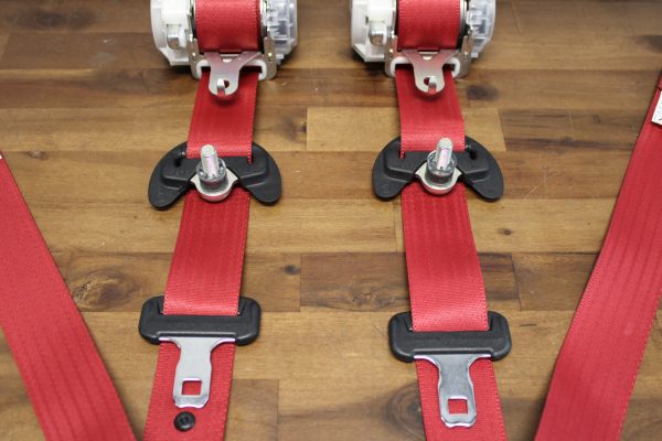2020 SUBARU BRZ TS RED FRONT SEAT BELT SET LH/RH OEM 64621CA030 64621CA020 - Image 3