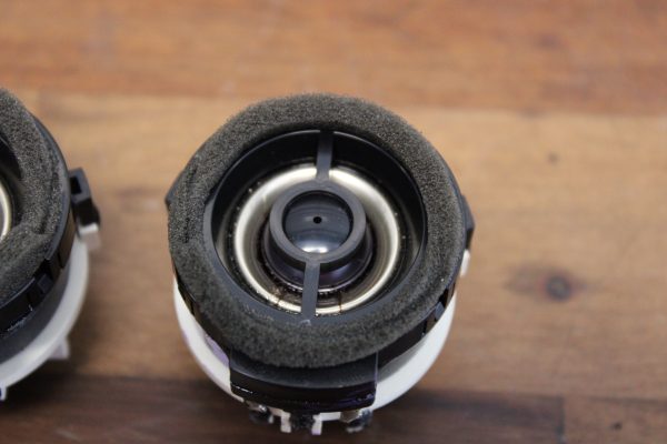 2020 SUBARU BRZ TS PIONEER DASH TWEETER SPEAKER SET OEM 86301CA130 - Image 3