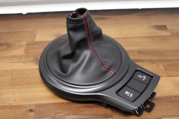 2020 SUBARU BRZ TS MANUAL TRANSMISSION SHIFTER BOOT TRIM RED STITCHED 6MT OEM - Image 3