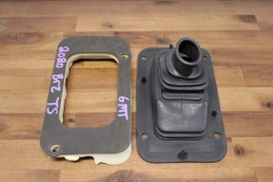 2020 SUBARU BRZ TS MANUAL SHIFTER TRIM BOOT NOISE DAMPER 6MT OEM