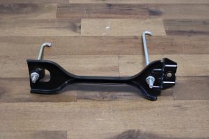 2020 SUBARU BRZ TS BATTERY TIE DOWN MOUNT BRACKET OEM 39K MILES