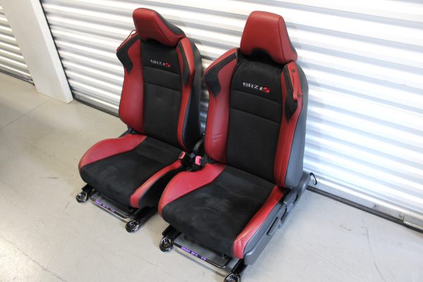 2020 SUBARU BRZ TS RED LEATHER & BLACK SUEDE FRONT SEATS SET OEM 39K MILES - Image 3
