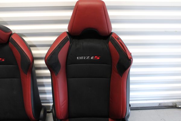 2020 SUBARU BRZ TS RED LEATHER & BLACK SUEDE FRONT SEATS SET OEM 39K MILES - Image 9