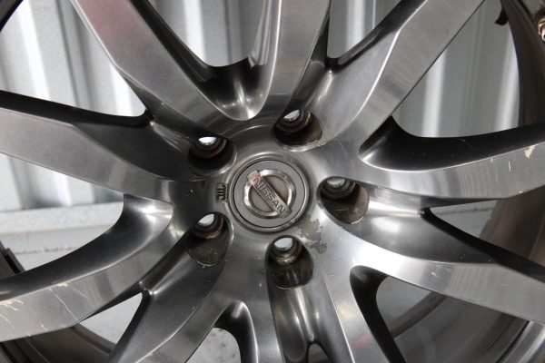 2015 NISSAN R35 GTR DBA RAYS REAR RIM WHEEL & TIRE 20X10.5 +25 5X114 OEM #1 - Image 7