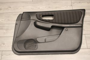 1998-2001 SUBARU IMPREZA 2.5 RS GC8 SEDAN FRONT RH DOOR CARD PANEL PASSENGER