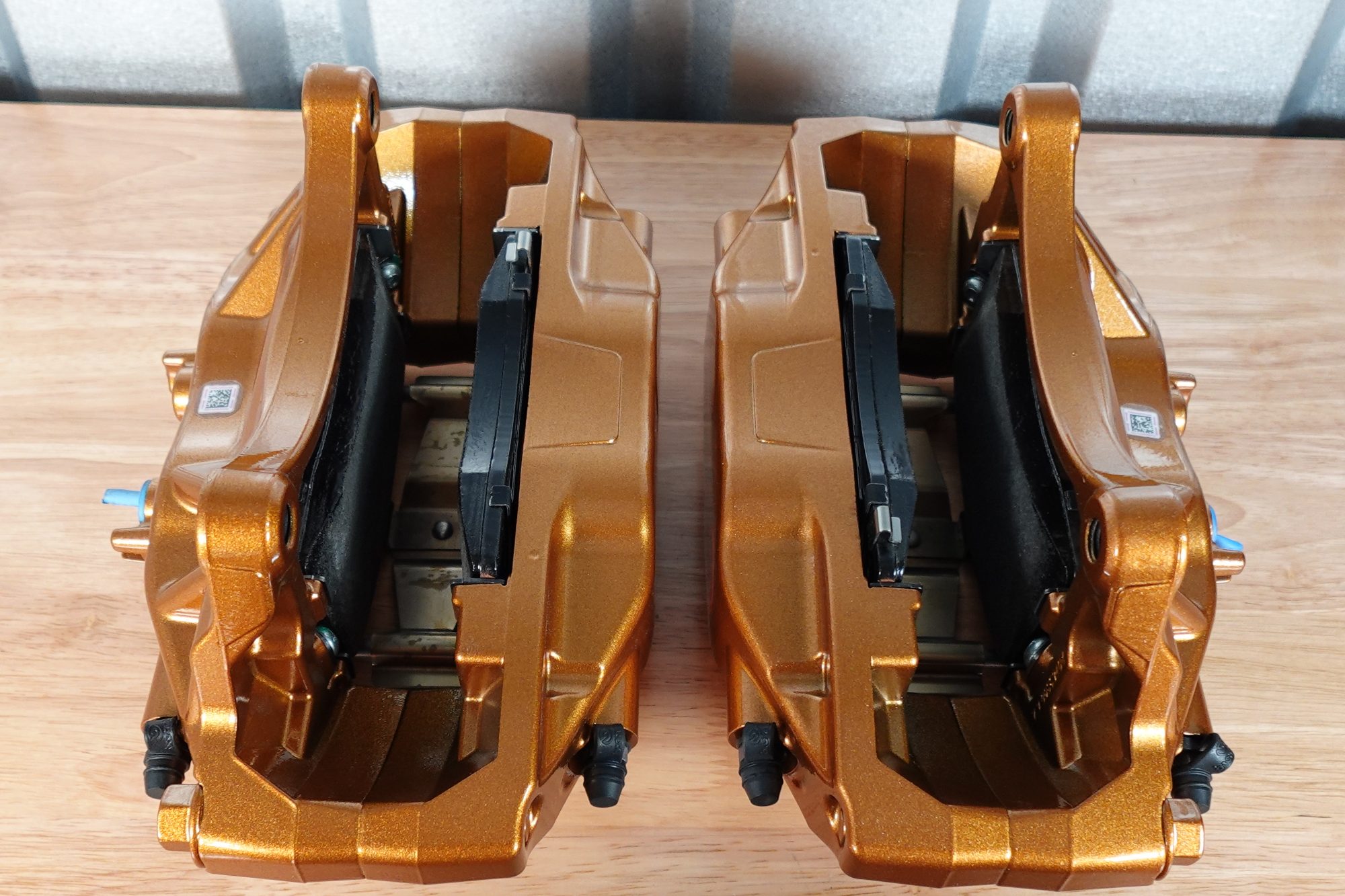 NEW 2004-2007 Subaru WRX STI Gold Front & Rear Brembo Brake Calipers OEM - Image 12