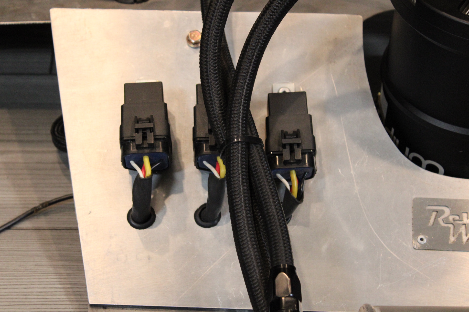 Rev Works Radium 1500HP Triple Fuel Pump Surge Tank System For 02-07 WRX / STI - Image 4