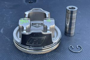 Wiseco Forged Piston For 04-21 Subaru WRX STI EJ25 99.50 Bore 8.9:1 | 6598M995AP