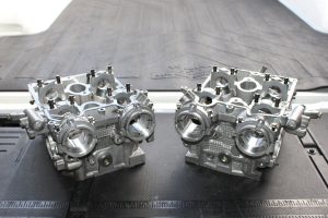 2004-2006 Subaru WRX STI B25 Single AVCS Bare Cylinder Heads EJ257 2.5L OEM